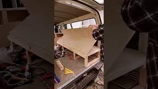 Sofá cama para furgoneta camper #camper #camperizacion #campervan #diy #vanbuild