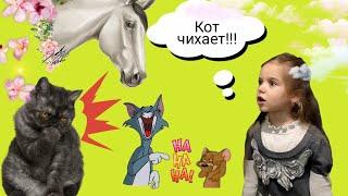 Приколы с детьми. Смешные дети. Сестрички AVV #приколысдетьми #смешныедети #приколы2021