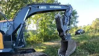 Deere 160G Vs Hyundai 160A Excavator   Which One Will I Suggest