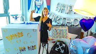 Pregnancy for My BIRTHDAY - Emotional! // Unboxing my gifts!
