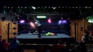EJ Georgio vs Anton @ RAW (6-02-09)