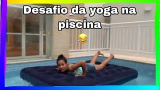 Desafio da yoga na piscina