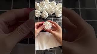 Paper towel Rose bouquet folding method
