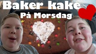 Baker kake på Morsdag