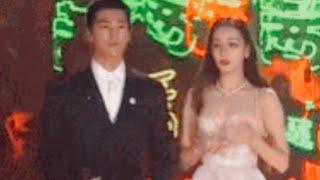 Yang Yang always wants to be close to Dilraba at Tencent Video All Star Awards 2019|杨洋&迪丽热巴 moments