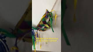 DIY Dollar Tree Mardi Gras garland #mardigras #diycrafts