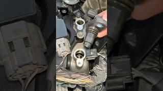 How to fix a camshaft position sensor #shortvideo