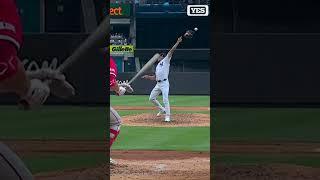 Here's a play you don't see everyday ... or ever 