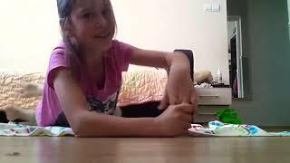 I'm Walking in the Botanical GardenYoga Challenge My Girlfriends Gymnastics‍️Nastya, Masha & Olya