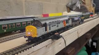 Scott's Town model railway class 37406