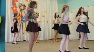 Fantastic beautiful schoolgirls on the scene_ Russia