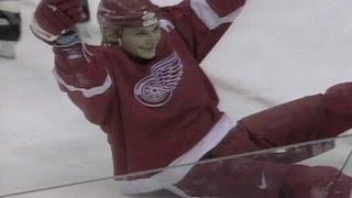 Fedorov: Outmuscles Gonchar for Short-handed Goal (1996)