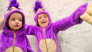 2 PURPLE SLOTH KiDS!!  come play our Animal Game! Dance Party with Niko & Fifi our new pretend pet!