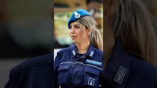 I Met a Very Beautiful Policewoman on the Streets of Rome ️#streetphotography