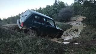 Lada Niva 1.7i LPG _ Kama 511 tires (Mud Test)