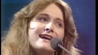 1982 End of the ESC in Harrogate with Nicole's multi-language reprise of "Ein bißchen Frieden"