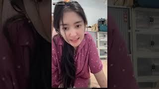 Aulia Fahma Lubis Hot Live sexy pink tembem paha mulus belahan pink montok empuk kenyal bikin tegang