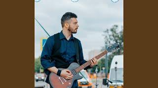 Dancing Guitar