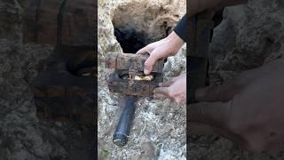 Treasure hunt amid the rocks #treasurehunt #treasuresearch #treasureadventurehunters
