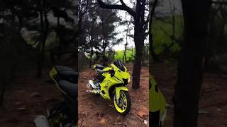 Yamaha R15 V4 Review