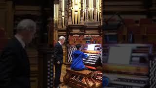 Organ played at Temple Square Tabernacle by 13 year old w/ Richard Elliot