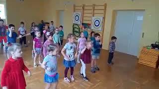 Самолёт- музыкальная игра на ускорение.
