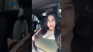 Tante cantik live