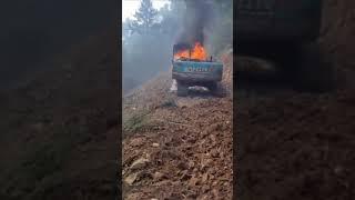 Excavator beko terbakar saat bekerja