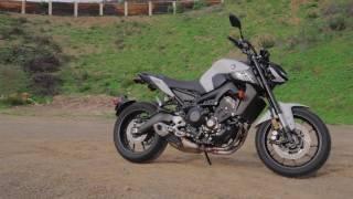 2017 Yamaha FZ-09 Review | 4K