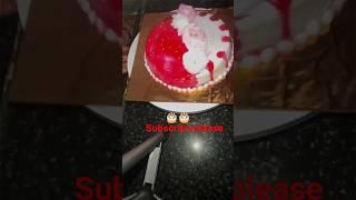 How to decorate strawberry cake #shortfeed #ytshort
