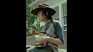 Carl Is Enjoying Pudding On The Roof / The Walking Dead #shorts