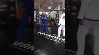 ブアカーオと日本人柔術家 柏倉 守硫との柔術トレーニング  JIU-JITSU training of Buakaw and Japanese JIU-JITSU Mamoru Kashikura