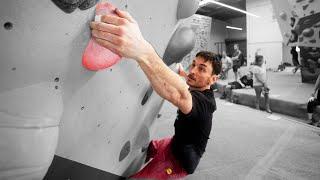 Indoor BOULDERING. We finally made a vlog at Northern Rocks!!! 