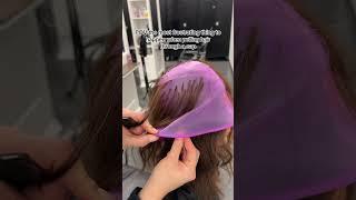 you accidentally pull a thick strand and it makes it worse… #beautyschool #highlighting #cosmetology