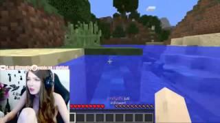 Карина играет в Minecraft - Крипер взорвал дом