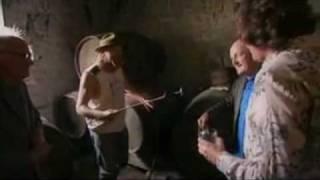 Oz and James Drink to Britain  - facepunchers.com