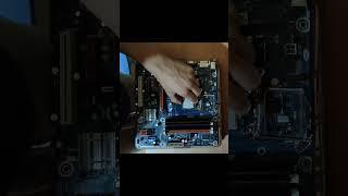 how to install cpu on intel socket