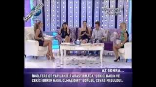 Petek Dinçöz&Kendi harika bacaklar ve kalçalar