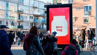 [Food & Beverage] Nutella interactive panel gives out compliments | JCDecaux The Netherlands