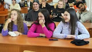 Italian high school students at Avicenna International College