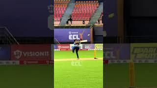 Helicopter dikha kya? #ECL #EntertainersCrickeLeague #YeHitsViralHain#mumbaidisruptors
