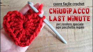 uncinetto facile: cuore chiudipacco last minute con rimasugli di filato per pacchi regalo bellissimi