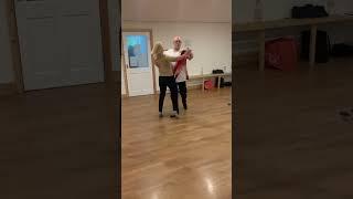 4.6.25 Intermediates Quickstep (Spin Turn, Chasse to centre, Quick Open Reverse, 4 Quick Run)