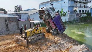 WOW! Total idiots Is This the Most Epic Truck Dumping Disaster Ever, Bulldozer D31p Recovery