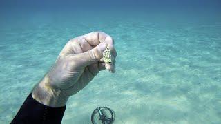  Not Found the iPhone, but Found Gold, Silver-Paradise Place! Underwater Metal Detecting.