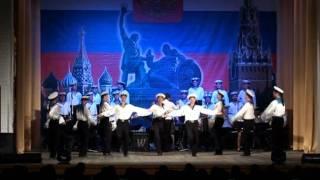 Russian sailor dance "Yablochko" ("Little apple") / 俄罗斯水手舞 "小苹果"/ "Яблочко"