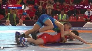 1/2 GR - 45 kg: L. MOROZ (MDA) v. G. GURBANOV (AZE)