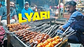 Lyari ka Balochi BBQ, Spicy Sandwich, Kaleji | Pakistani Street Food Market, Karachi