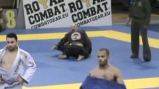 Mázsaház 2011 IBJJF European Open VilcsekPéter Purple Sen1 Light Feather Semi Final