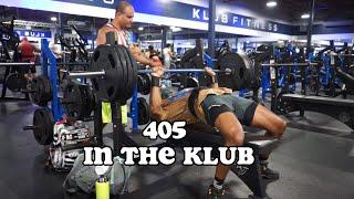 Hit 405 On Bench️|| Klub Fitness